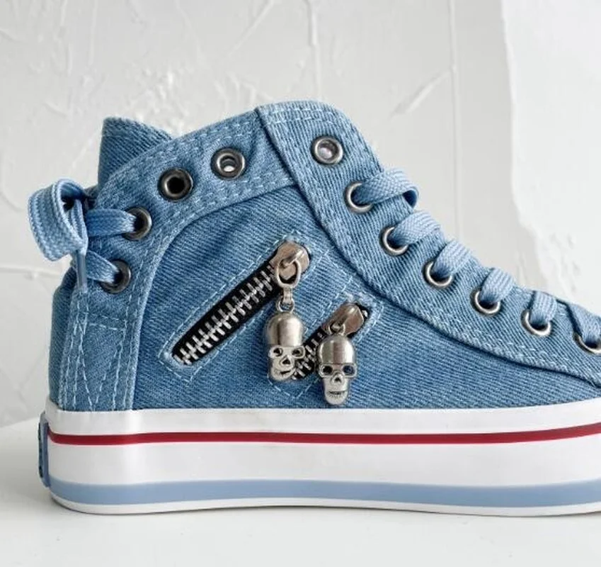 Women-New-Denim-Flat-heel-Round-Toe-Lace-up-Skull-Metal-Decoration-High-top-Comfortable-Fashion-3