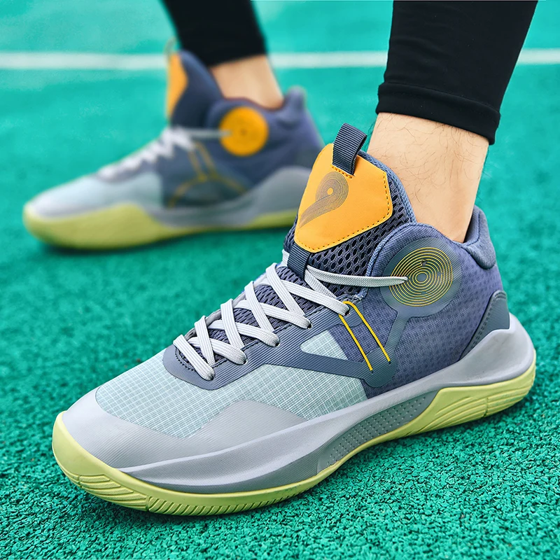 High-Quality-Fashion-Retro-Basketball-Shoes-Men-Basket-Boots-High-Top-Sneakers-Air-Mesh-Sport-Footwear-1